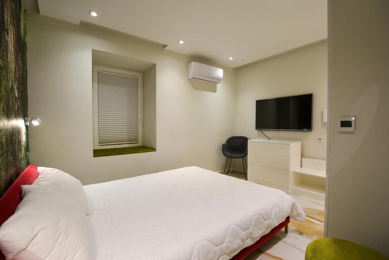 Apartmán Lion'S Den Deluxe Studio Budapešť Exteriér fotografie